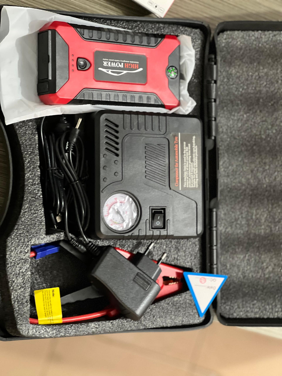 Booster d'urgence intelligent pour voiture -Ne soyez plus jamais en panne de Battérie